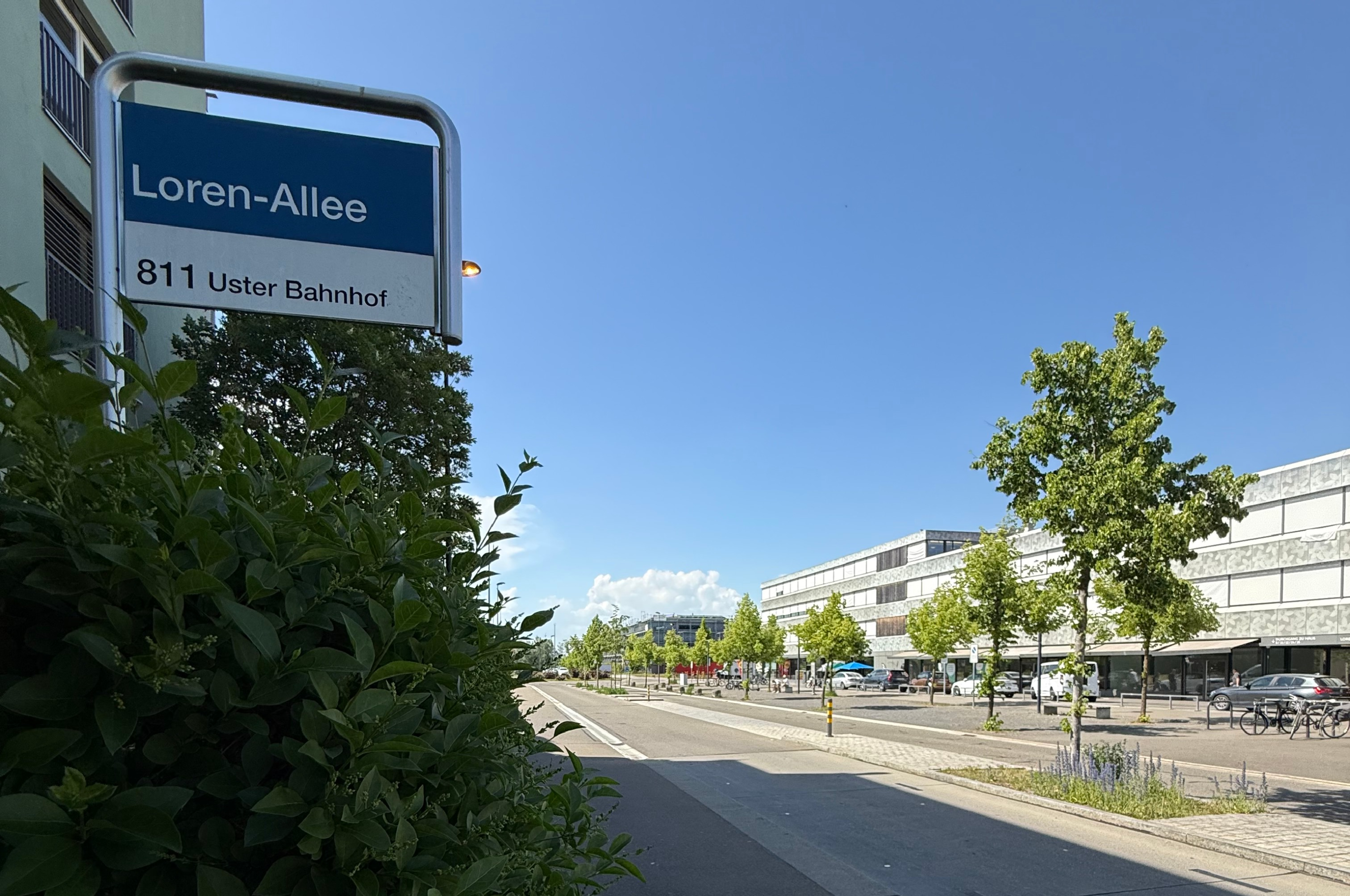 Bushaltestelle 2.JPG